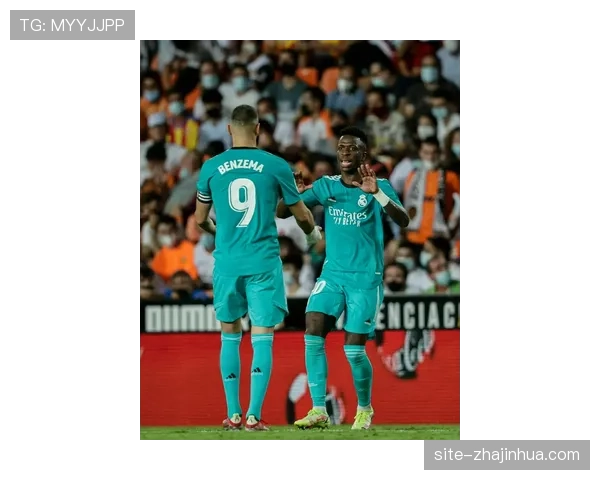 瓦伦西亚锋线组合试验，贝尔特兰与萨迪克搭档效果待观察